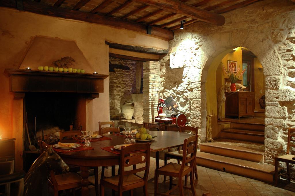 Willa Il Giardino Degli Ulivi Castelraimondo Zewnętrze zdjęcie